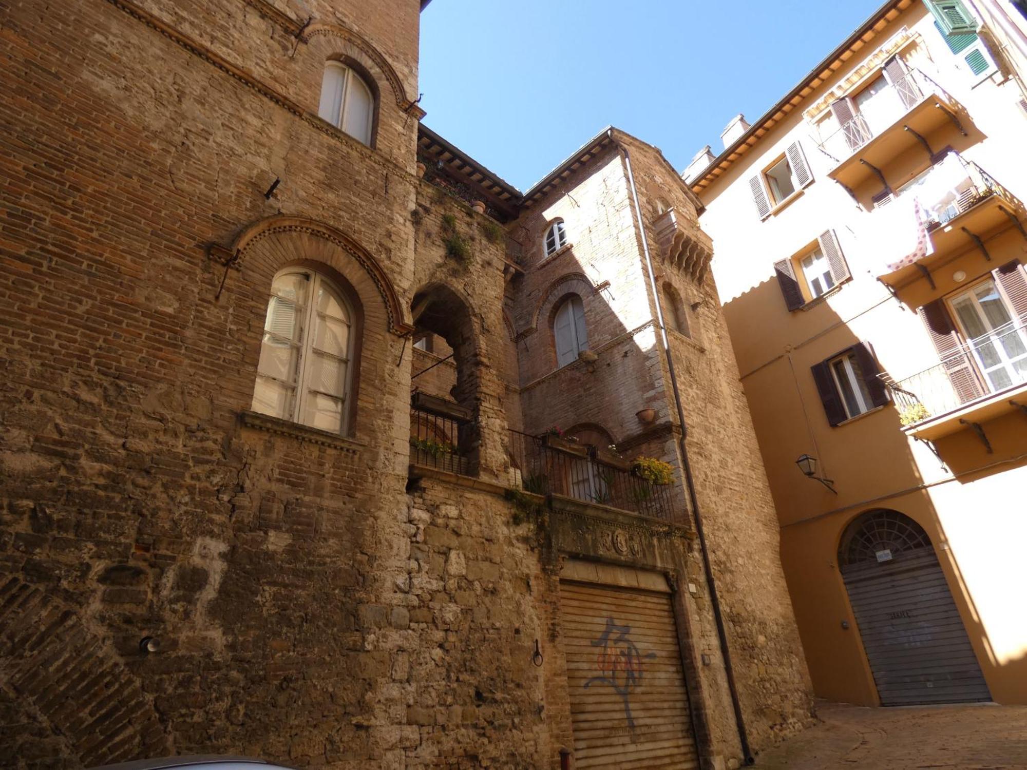 Via Vincioli - La Terrazza Nel Cuore Di Perugia เปรูจา ภายนอก รูปภาพ
