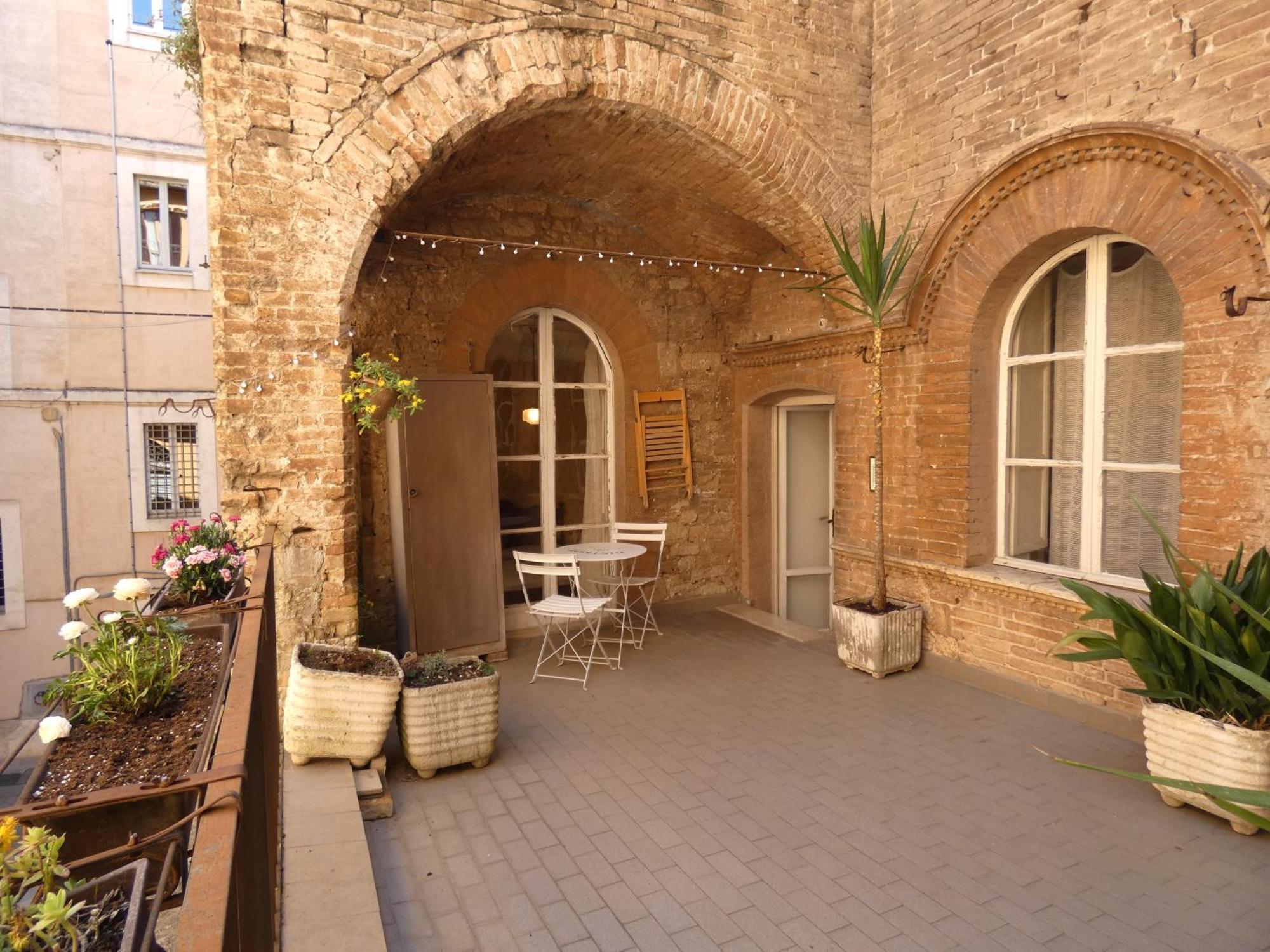Via Vincioli - La Terrazza Nel Cuore Di Perugia เปรูจา ภายนอก รูปภาพ